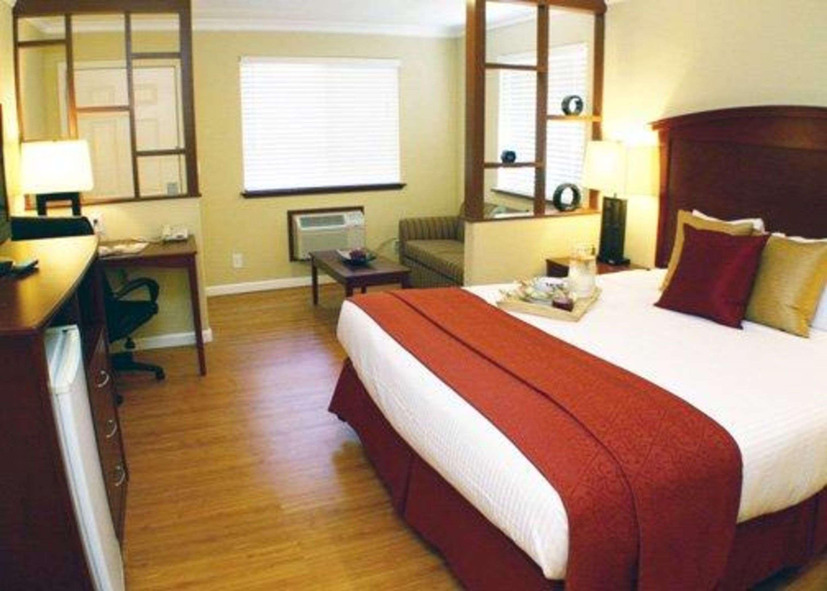 Hotel Quality & Santa Cruz Mountains Ben Lomond